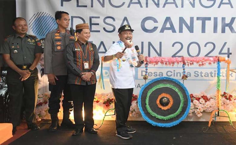 Pj. Bupati Sherman Moridu Hadiri Pencanangan Desa Cantik di Wonosari