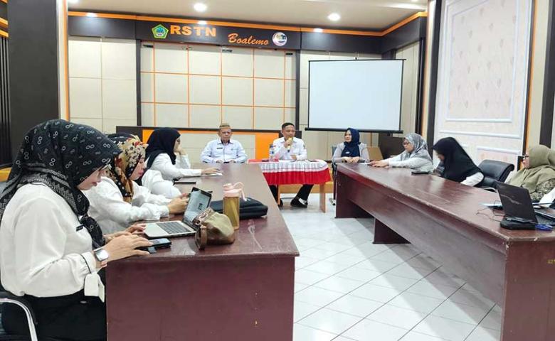 Pj. Sekda Rahmat Biya Gelar Pertemuan Dengan Jajaran RSUDTN