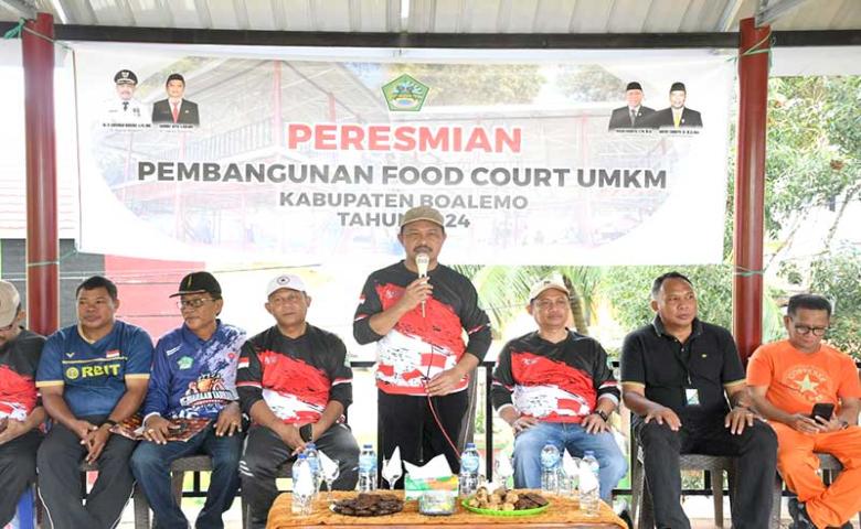 Pj. Bupati Sherman Moridu Resmikan Food Court UMKM di Alun-Alun Tilamuta