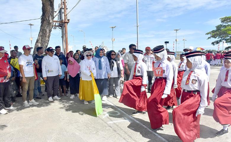 Pemkab Boalemo Gelar Lomba Gerak Jalan Tingkat SD SMP Sederajat