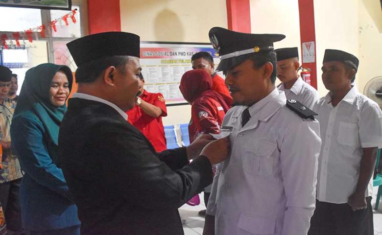 Pj. Bupati Sherman Moridu Lantik Pj. Kepala Desa Lahumbo