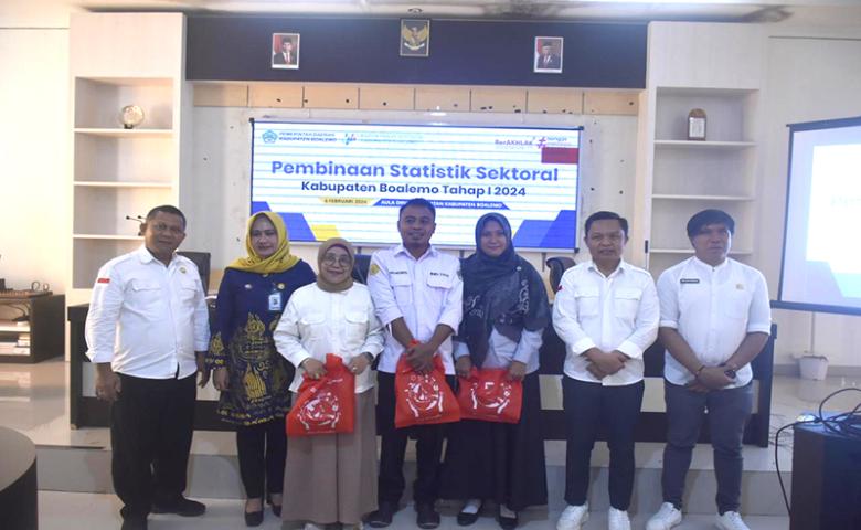 Pj. Sekda Supandra Nur Buka Agenda Pembinaan Statistik Sektoral