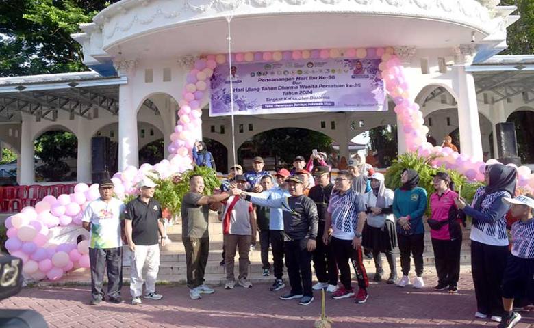 Pj. Bupati Sherman Canangkan Seluruh Rangkaian Kegiatan Hari Ibu