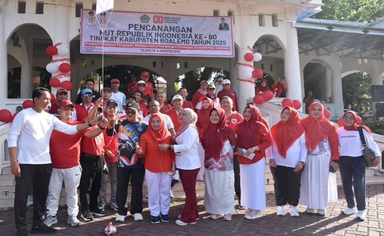Bupati Rum Pagau Canangkan Rangkaian Kegiatan HUT RI Ke 80