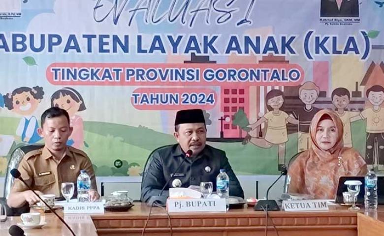 Pj. Bupati Sherman Moridu Sambut Tim Penilai KLA