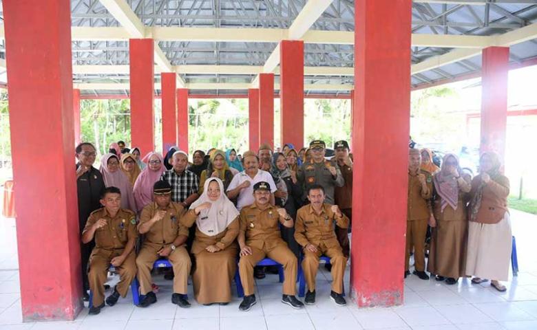 Pasar Rakyat Kecamatan Dulupi Diresmikan Pj. Bupati Sherman Moridu