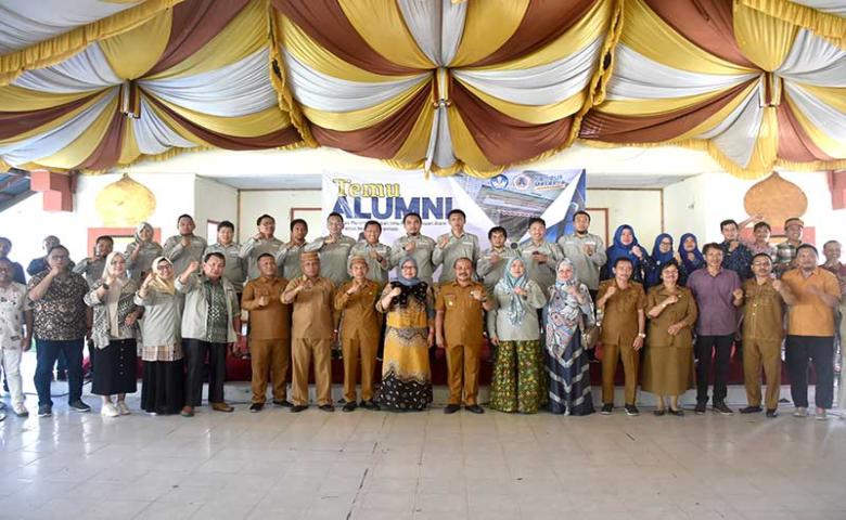 Pj. Bupati Sherman Moridu Hadiri Temu Alumni Fakultas Mipa UNG