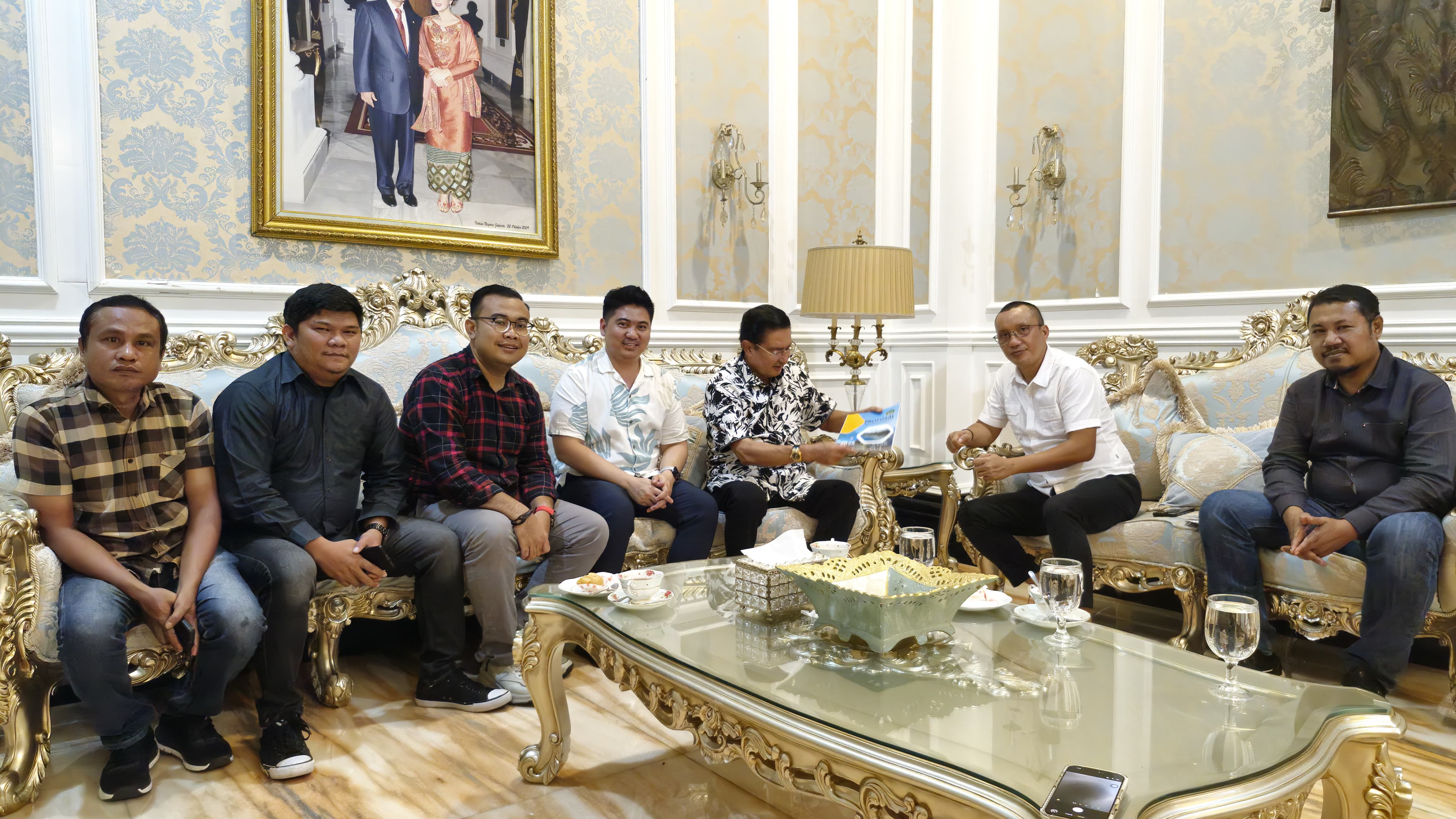 Wabup Boalemo Temui Fadel Muhammad, Serahkan Proposal ke Kementerian Keuangan Republik Indonesia