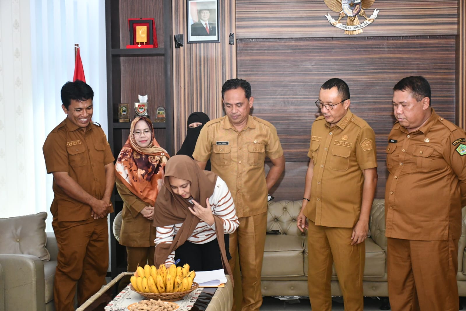Wabup Hadiri Penandatanganan PKS Kominfo dan Cahaya FM, Perkuat Informasi Pembangunan Daerah