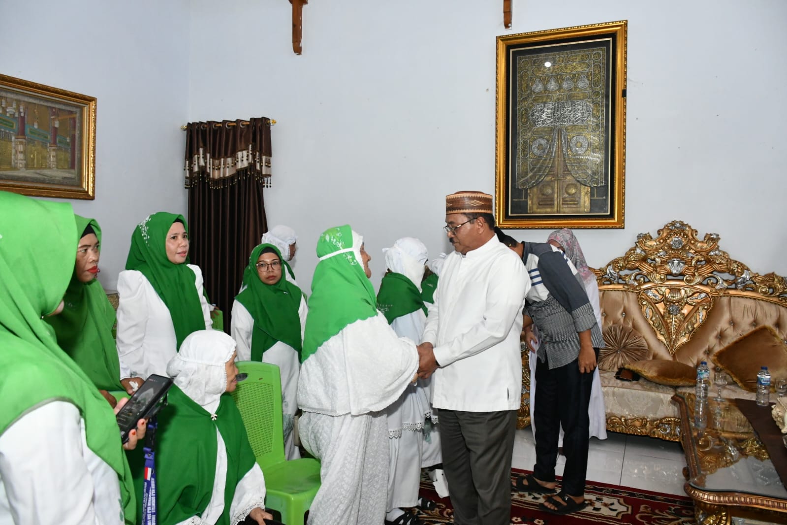 30-jemaah-haji-boalemo-tiba-dengan-selamat-bupati-rum-pagau-harap-kuota-haji-bertambah