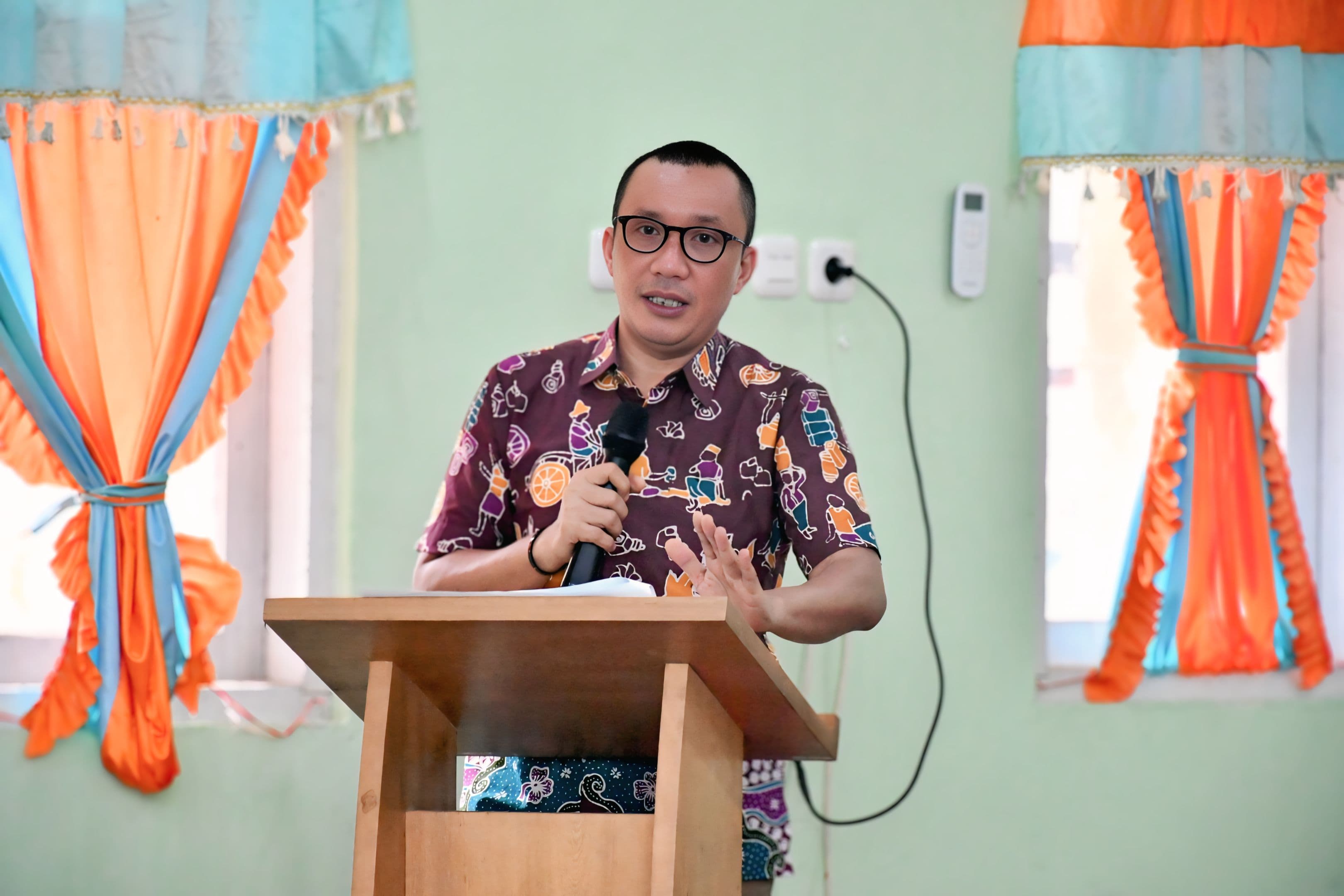 wabup-lahmuddin-hambali-kepala-sekolah-harus-adaptif-hadapi-persaingan-pendidikan
